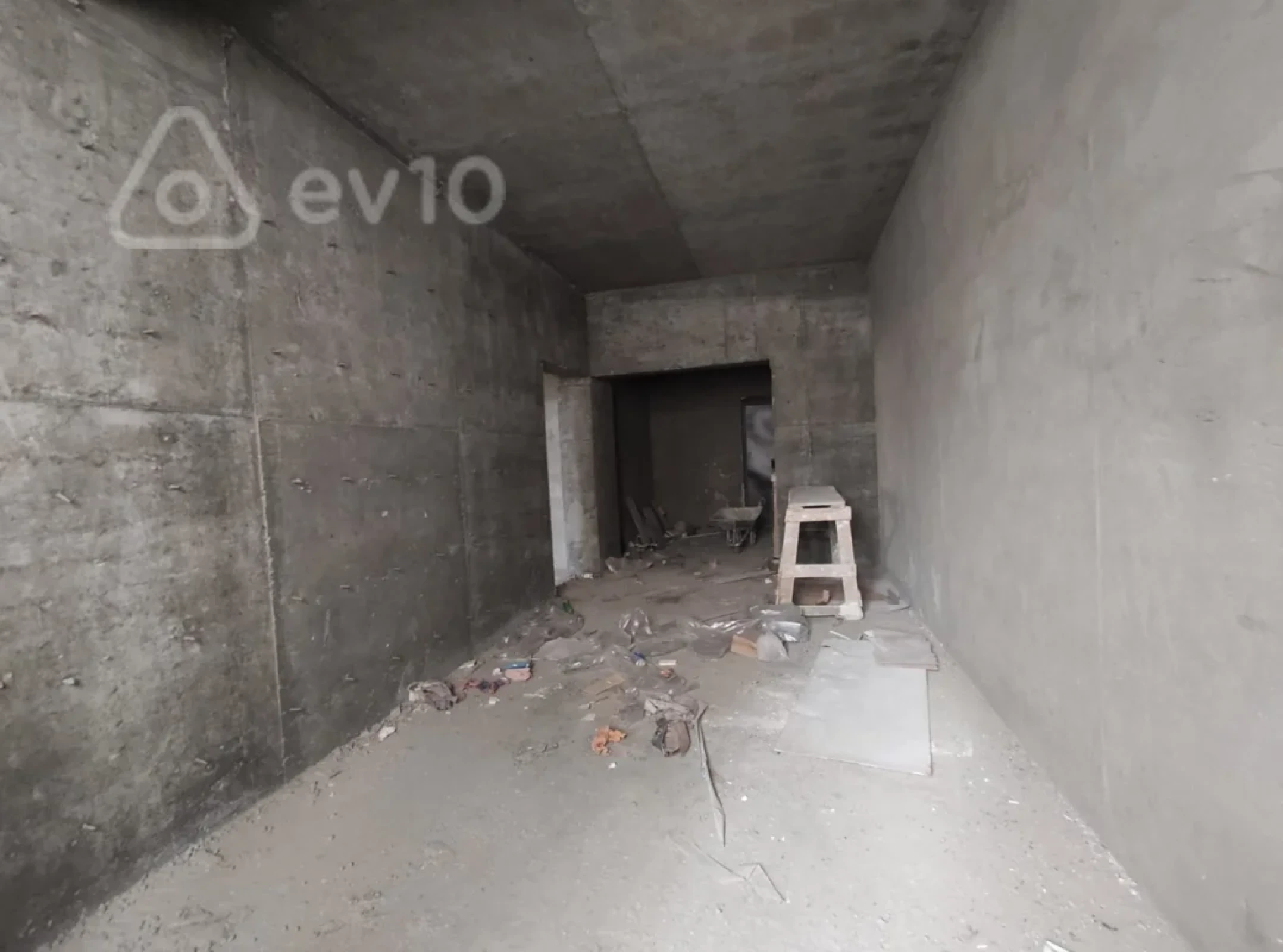 Satılır 3 otaqlı yeni tikili 105 m²