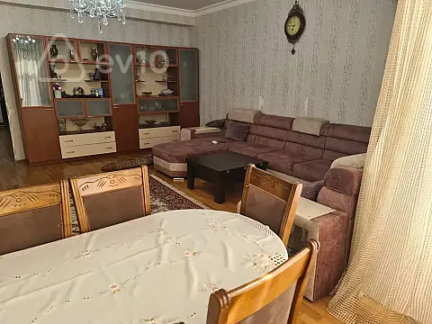 Satılır 3 otaqlı yeni tikili 152 m²