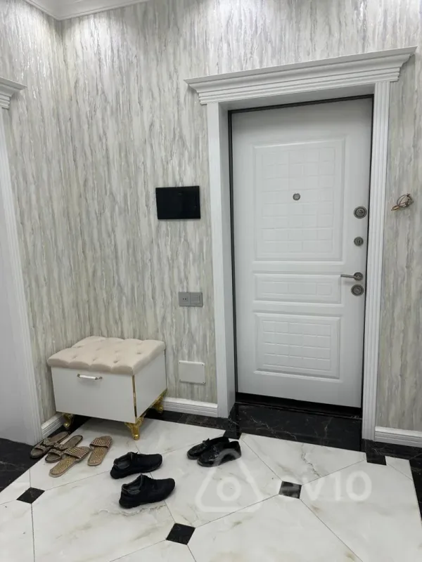 Kirayə verilir 2 otaqlı yeni tikili 75 m²