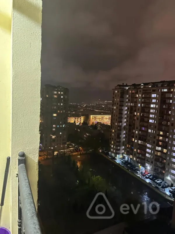 Kirayə verilir 2 otaqlı yeni tikili 75 m²