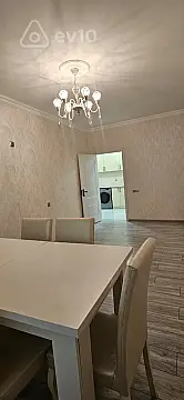 Kirayə verilir 2 otaqlı yeni tikili 65 m²