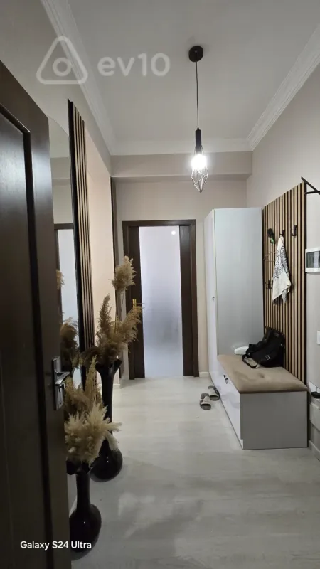 Satılır 2 otaqlı yeni tikili 56 m²