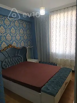 Kirayə verilir 2 otaqlı köhnə tikili 65 m²