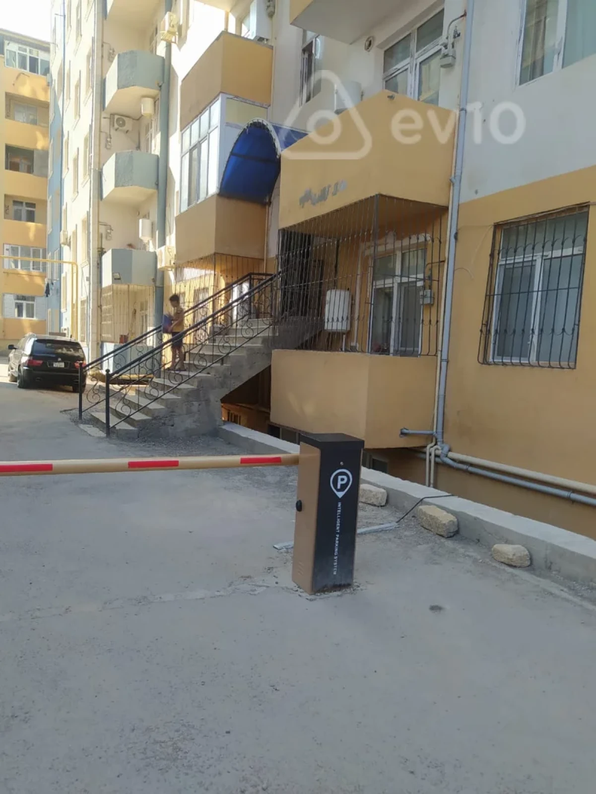 Kirayə verilir 2 otaqlı köhnə tikili 65 m²