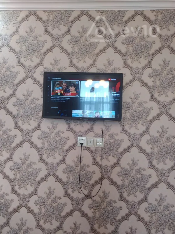 Kirayə verilir 2 otaqlı köhnə tikili 65 m²