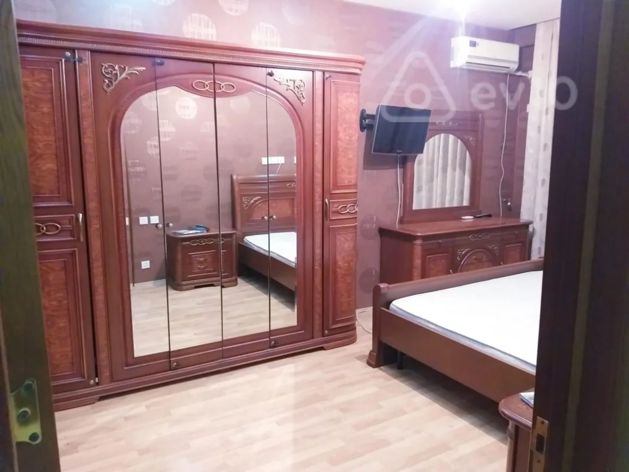 Kirayə verilir 2 otaqlı yeni tikili 95 m²