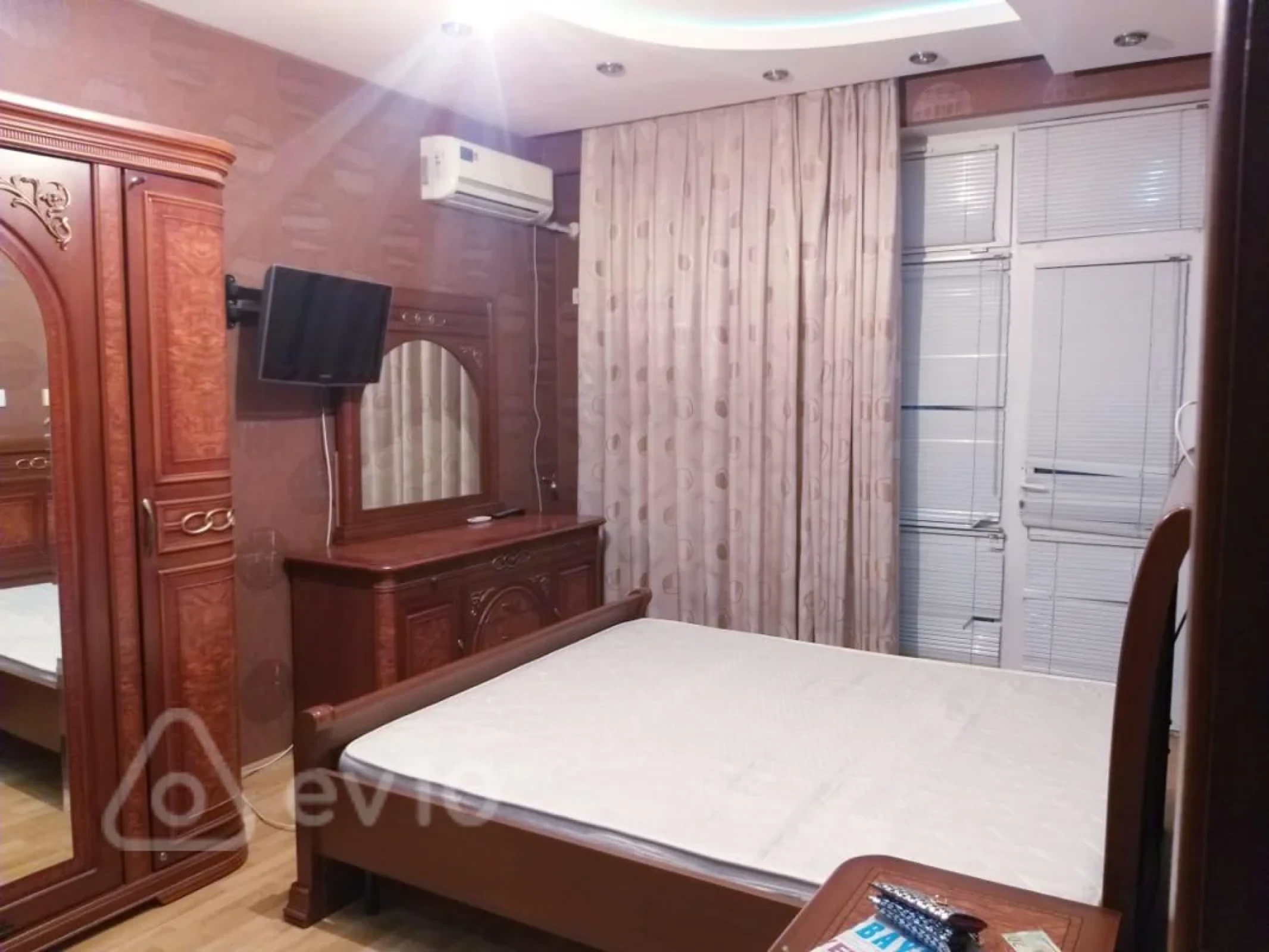 Kirayə verilir 2 otaqlı yeni tikili 95 m²