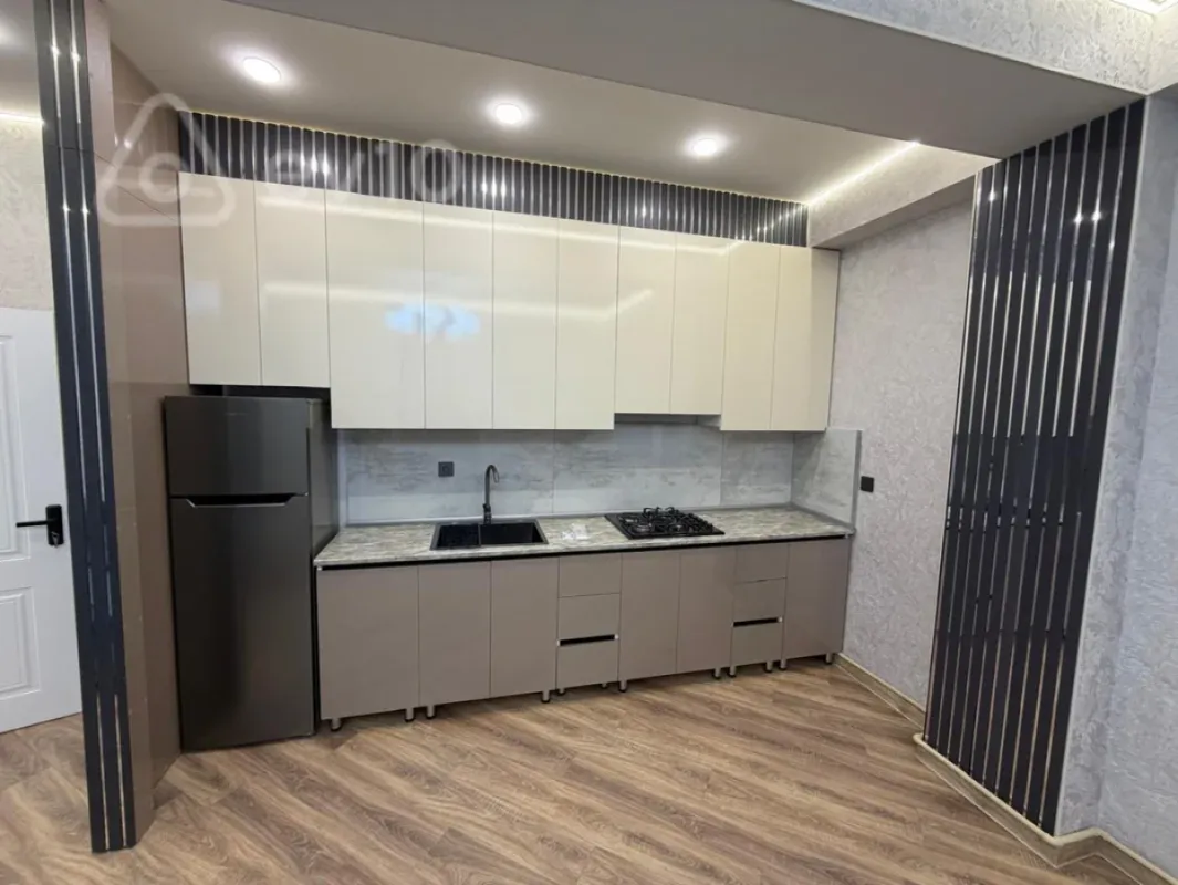 Kirayə verilir 2 otaqlı yeni tikili 50 m²