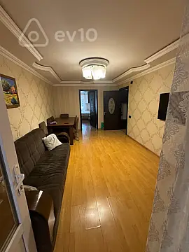 Kirayə verilir 3 otaqlı köhnə tikili 85 m²