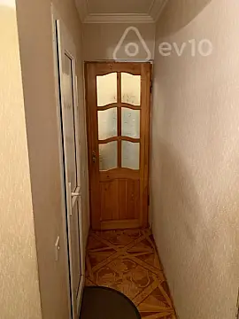 Kirayə verilir 1 otaqlı köhnə tikili 40 m²