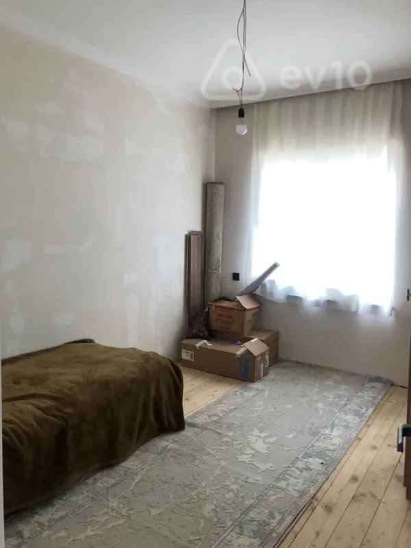 Satılır 4 otaqlı həyət evi 144 m²