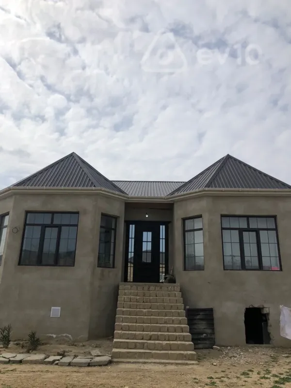 Satılır 4 otaqlı həyət evi 144 m²