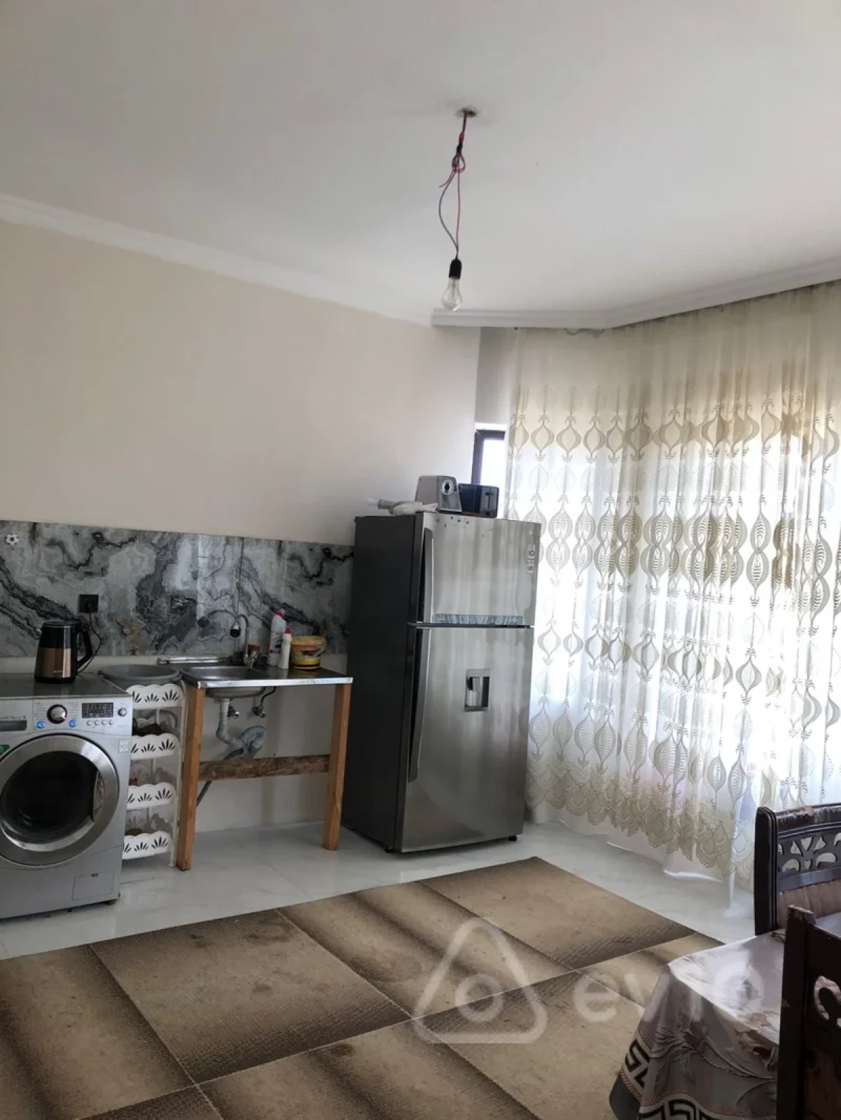 Satılır 4 otaqlı həyət evi 144 m²
