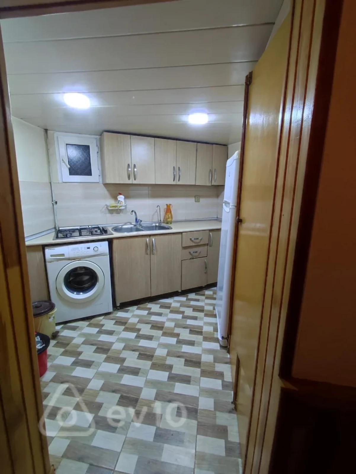 Kirayə verilir 2 otaqlı həyət evi 50 m²