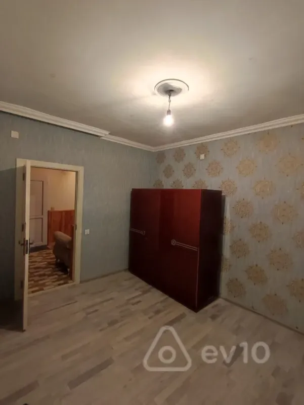 Kirayə verilir 2 otaqlı həyət evi 50 m²