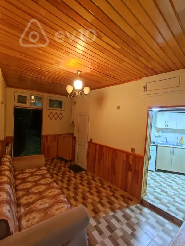 Kirayə verilir 2 otaqlı həyət evi 50 m²