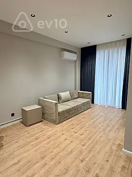 Kirayə verilir 3 otaqlı yeni tikili 175 m²