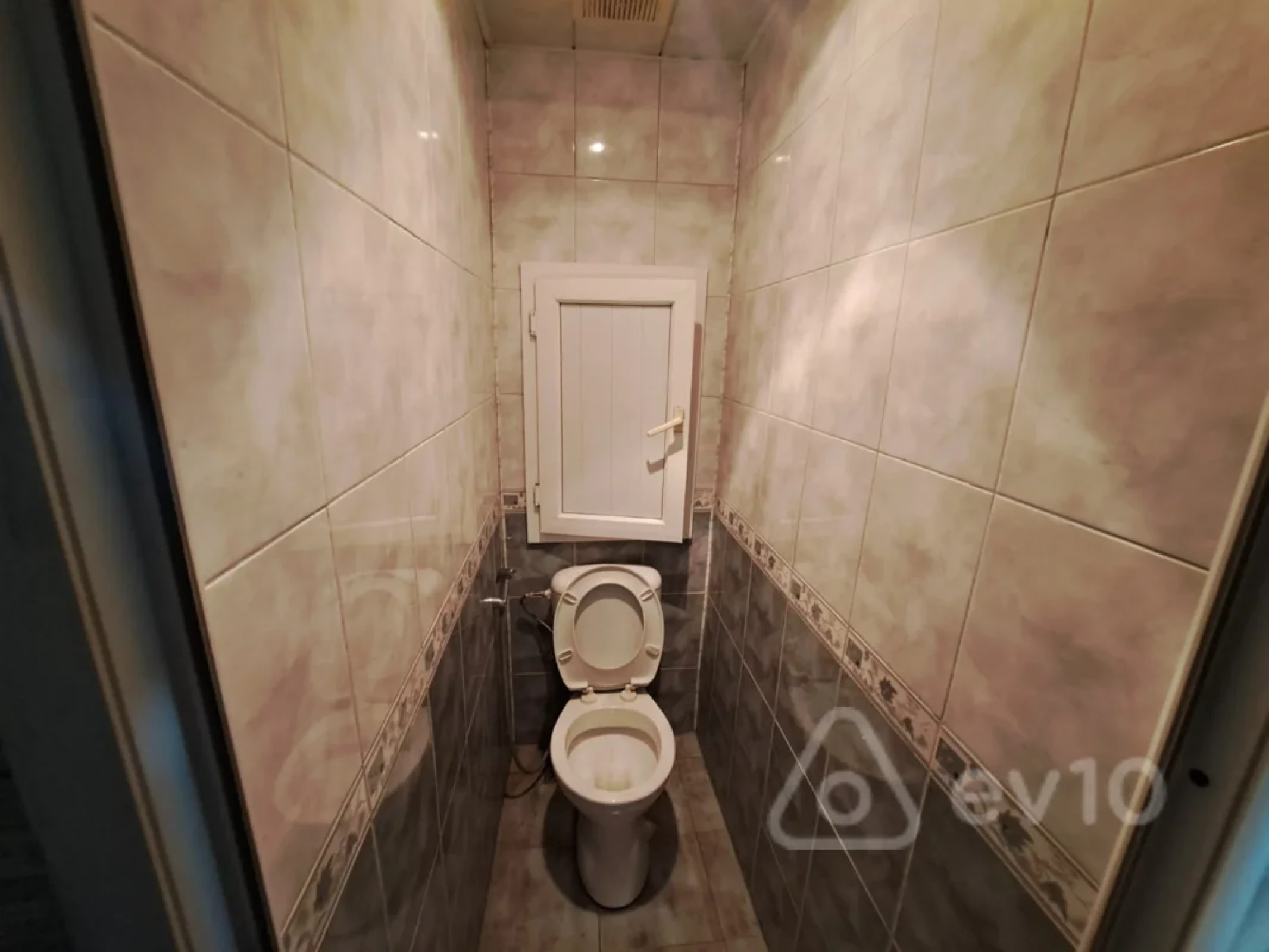 Kirayə verilir 2 otaqlı köhnə tikili 70 m²