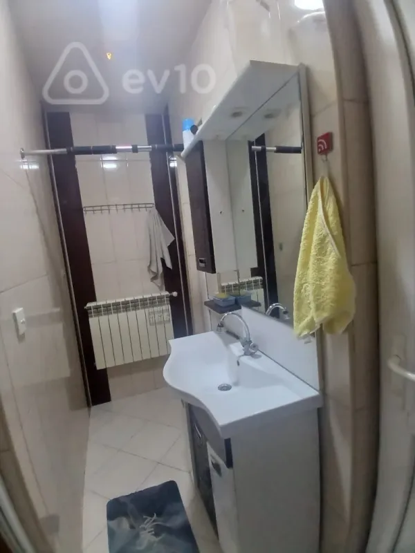 Satılır 4 otaqlı yeni tikili 100 m²