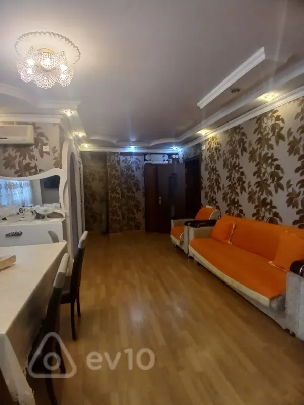 Satılır 4 otaqlı yeni tikili 100 m²