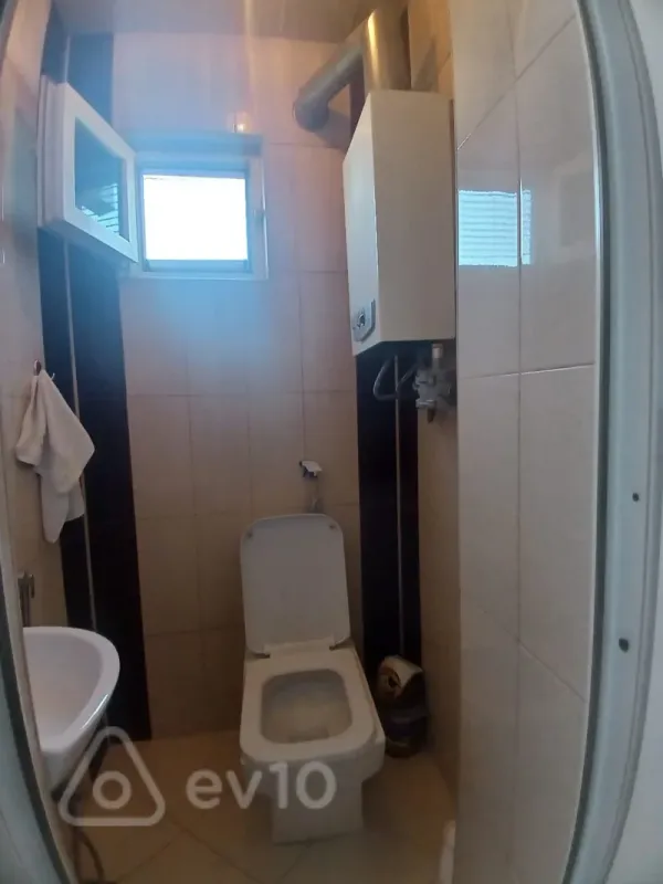 Satılır 4 otaqlı yeni tikili 100 m²