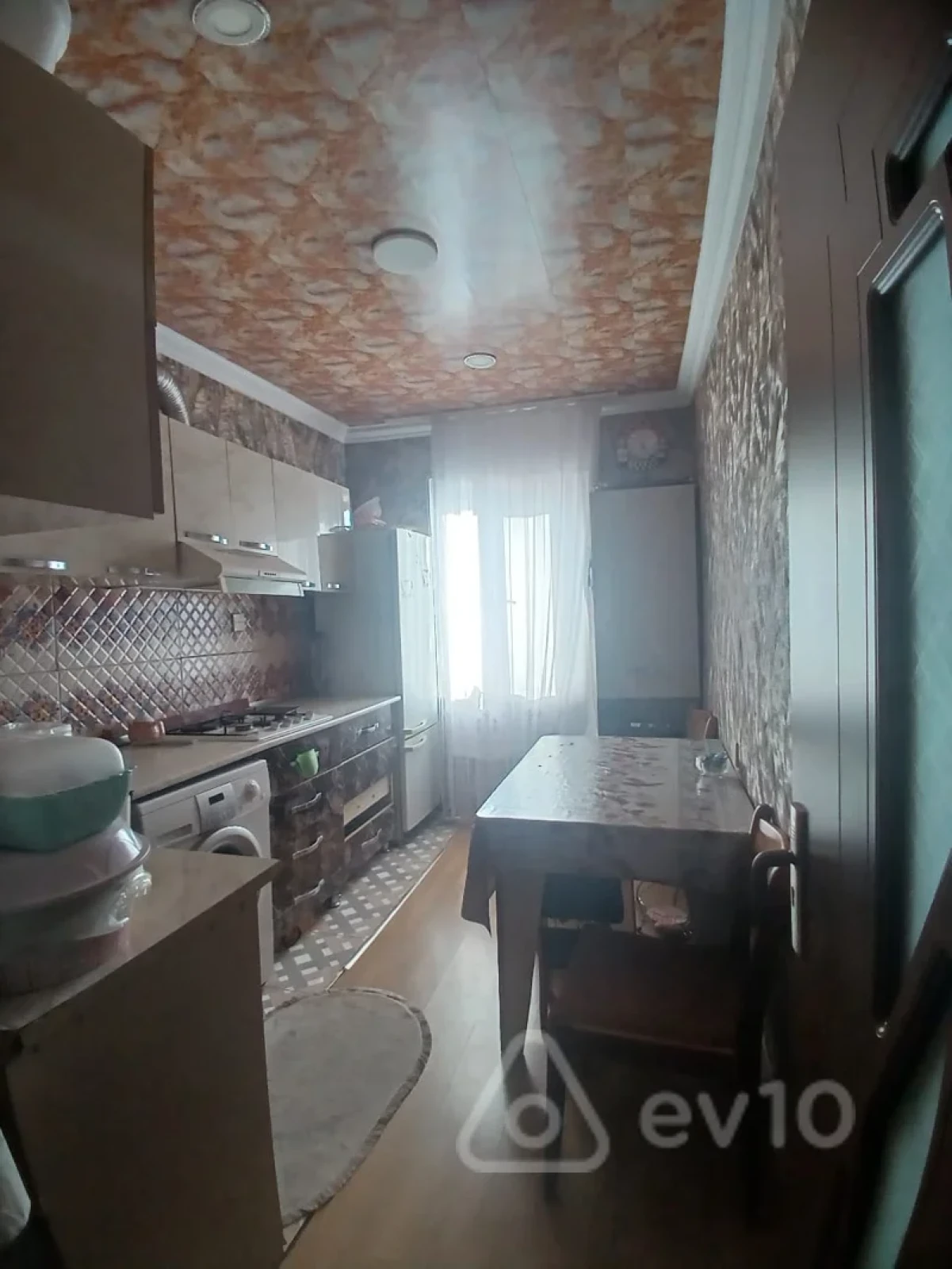 Satılır 4 otaqlı yeni tikili 100 m²