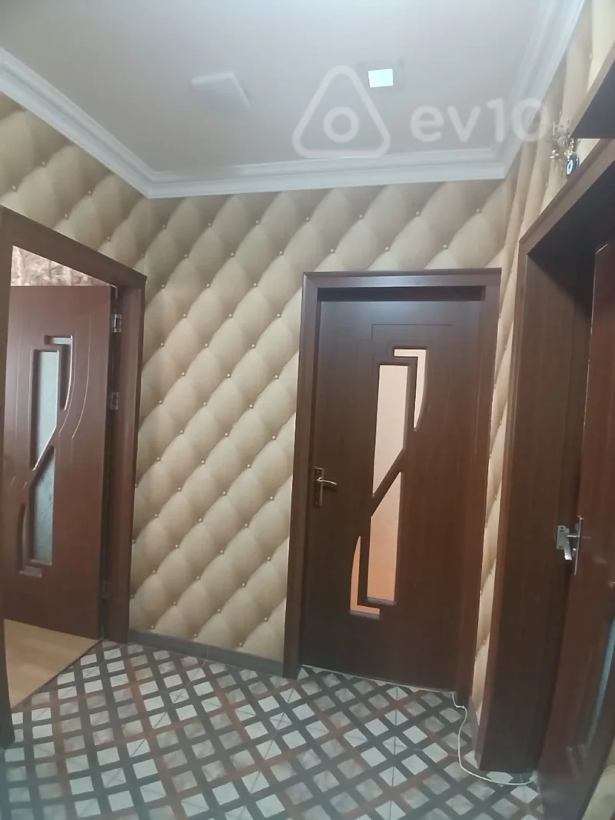 Satılır 4 otaqlı yeni tikili 100 m²