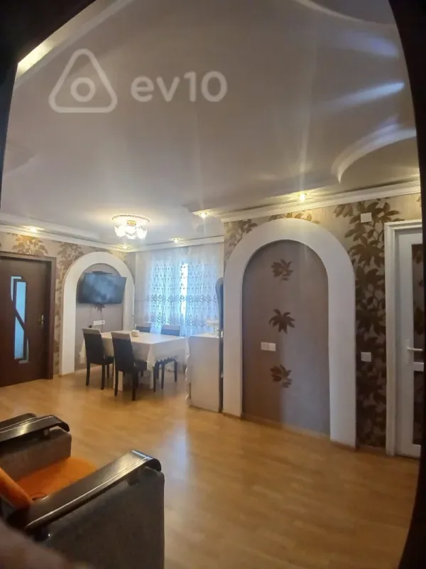 Satılır 4 otaqlı yeni tikili 100 m²