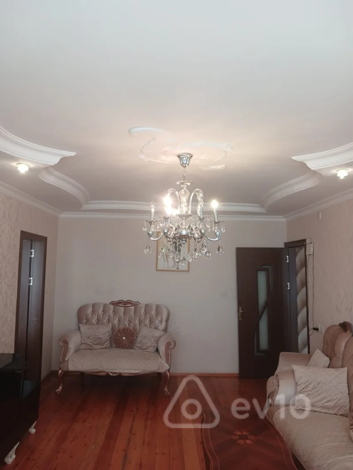 Satılır 4 otaqlı yeni tikili 100 m²