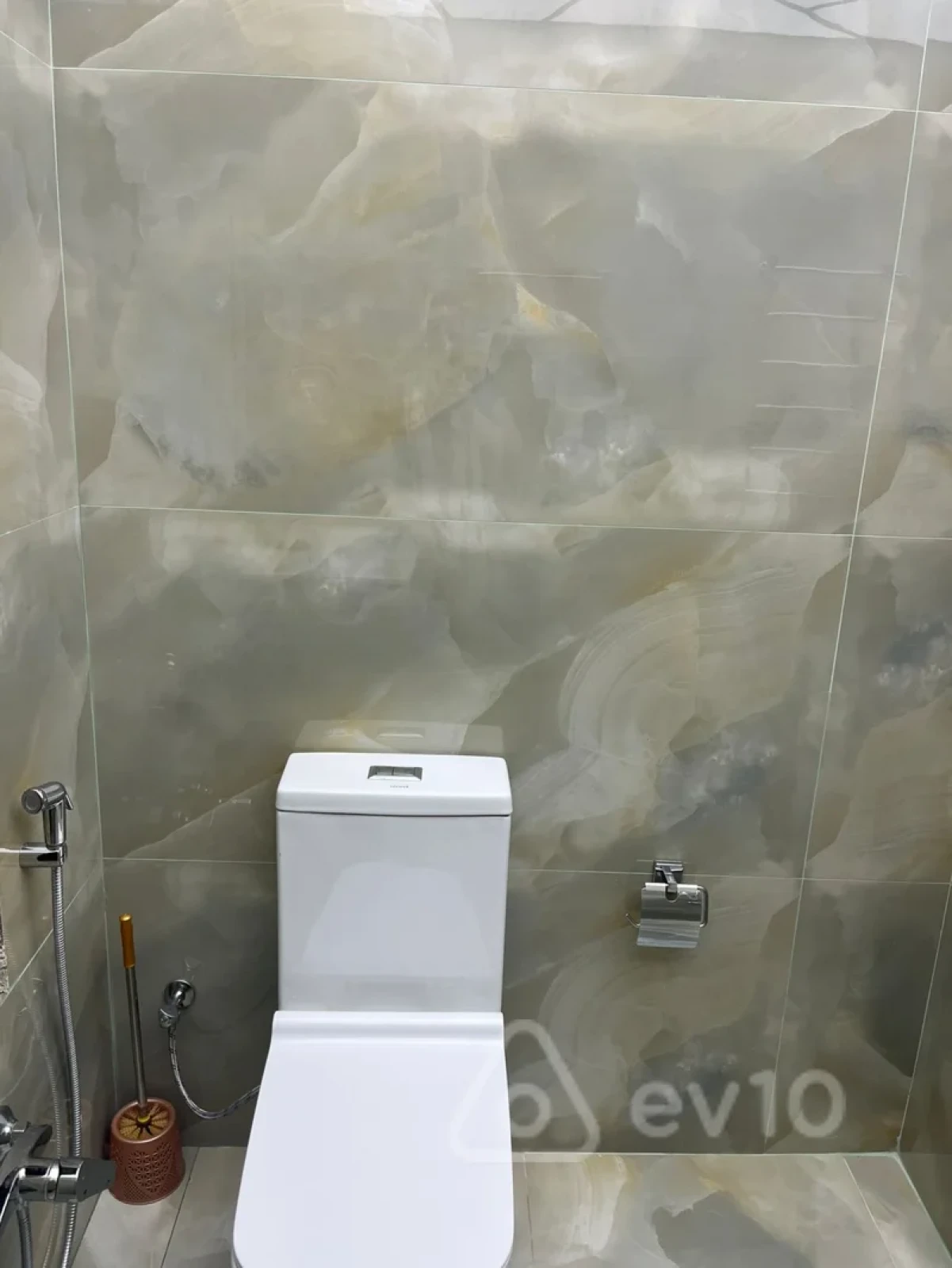 Satılır 3 otaqlı yeni tikili 120 m²