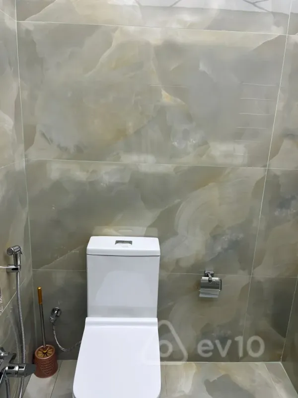 Satılır 3 otaqlı yeni tikili 120 m²