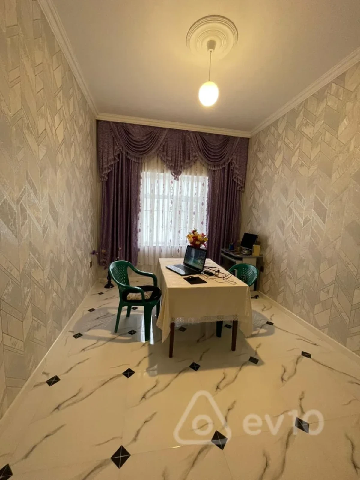 Satılır 4 otaqlı həyət evi 120 m²