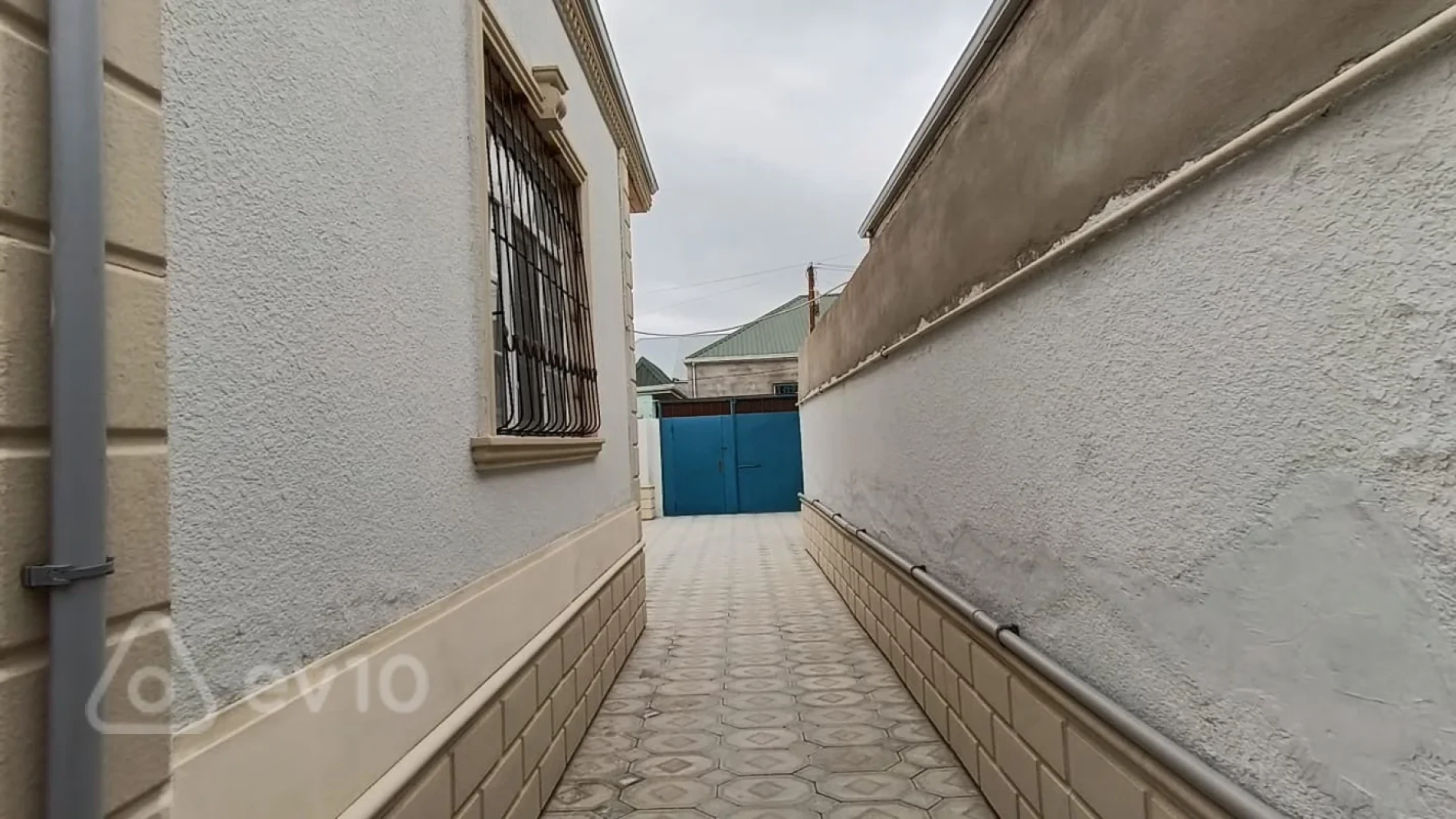 Satılır 4 otaqlı həyət evi 120 m²