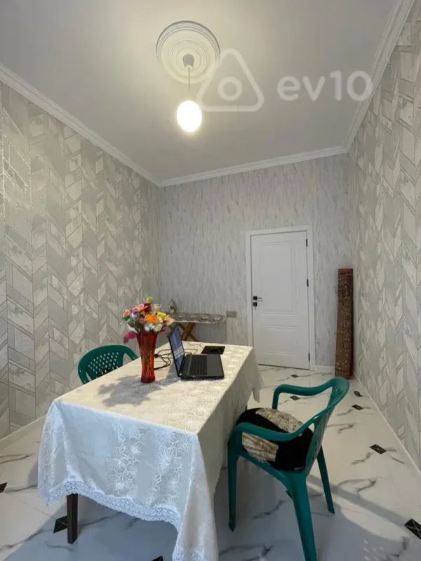 Satılır 4 otaqlı həyət evi 120 m²