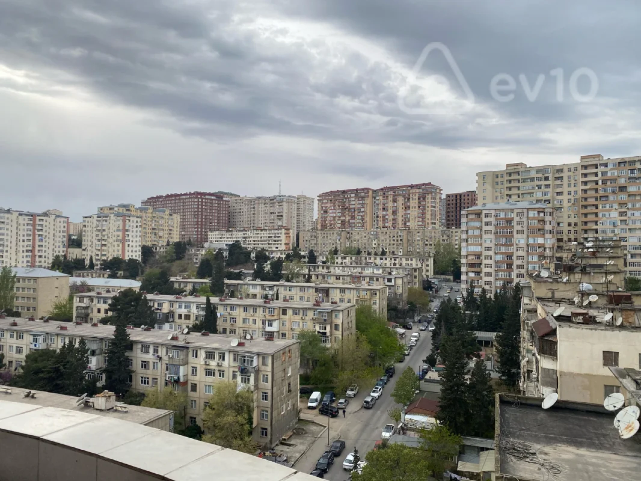 Kirayə verilir 3 otaqlı yeni tikili 78 m²
