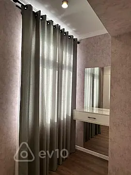 Satılır 2 otaqlı köhnə tikili 45 m²