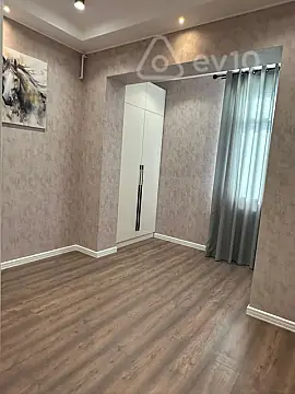 Satılır 2 otaqlı köhnə tikili 45 m²