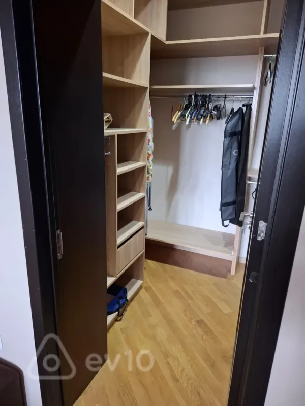 Satılır 3 otaqlı yeni tikili 146 m²