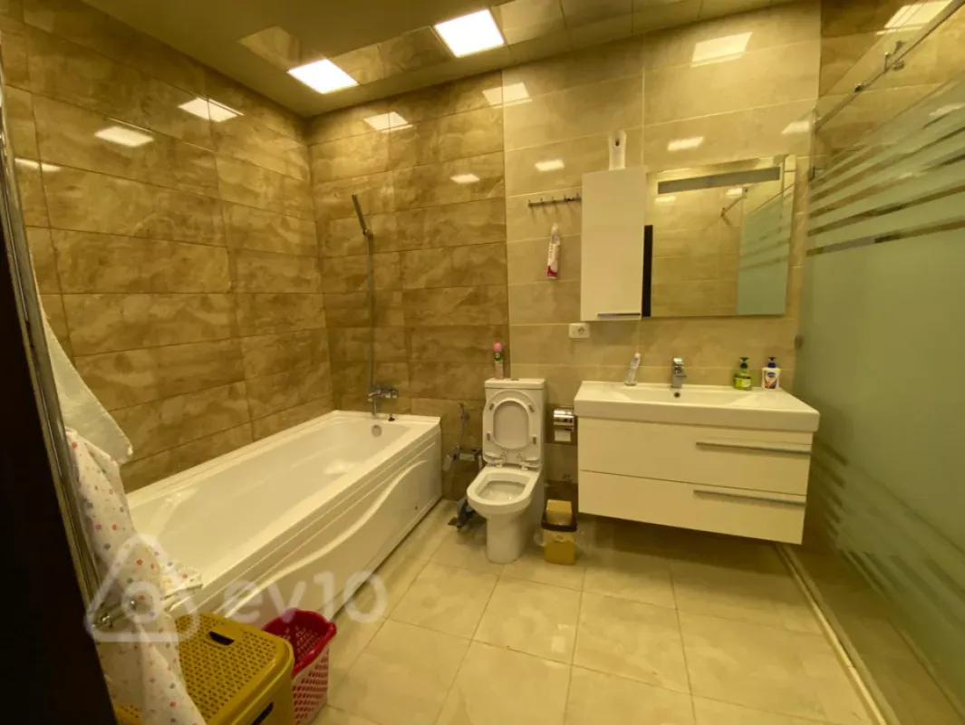 Satılır 3 otaqlı yeni tikili 146 m²