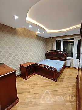 Kirayə verilir 3 otaqlı köhnə tikili 90 m² — Bakı, Yasamal 3 otaq 90.00 m²