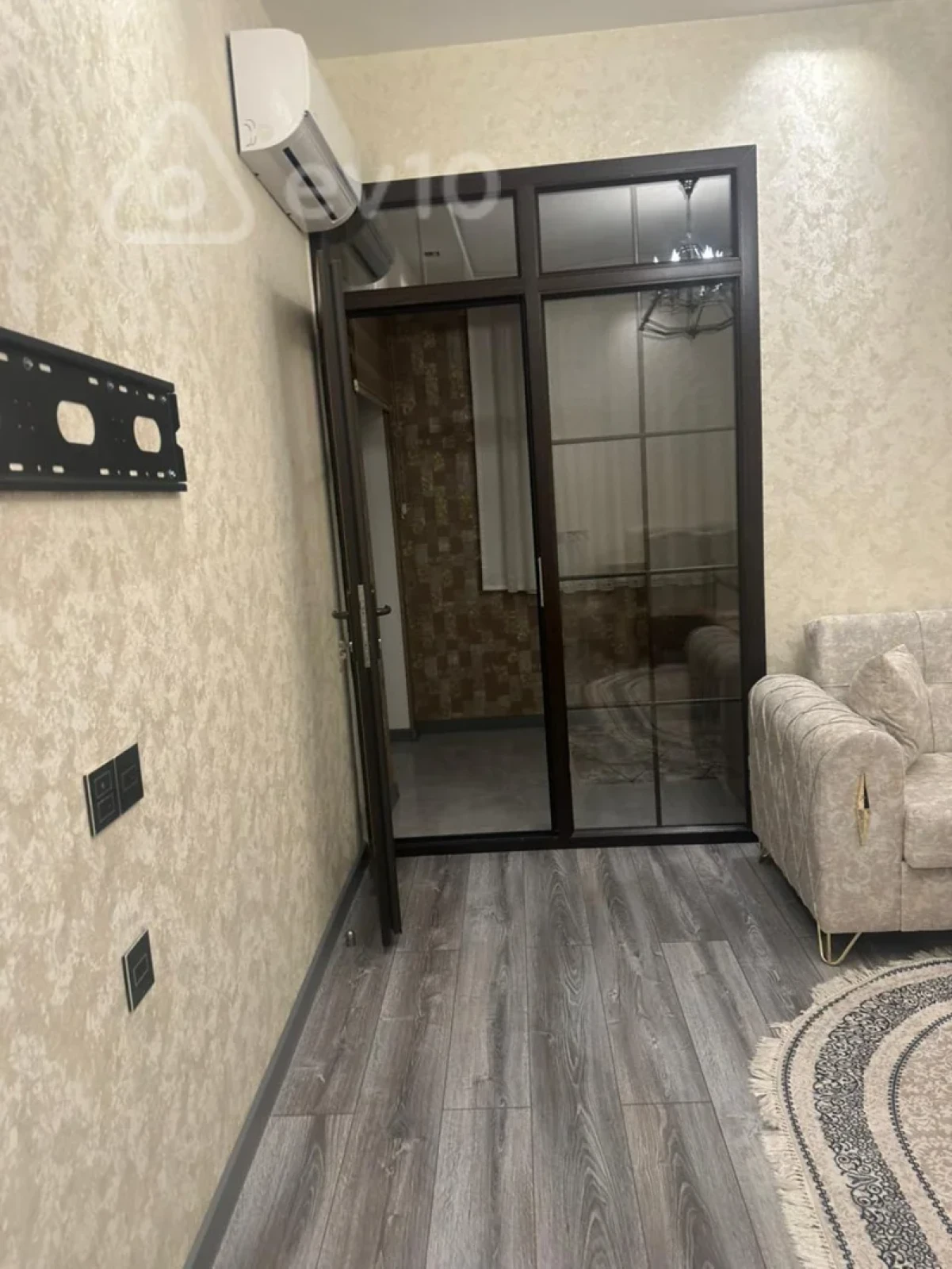 Kirayə verilir 2 otaqlı yeni tikili 65 m²