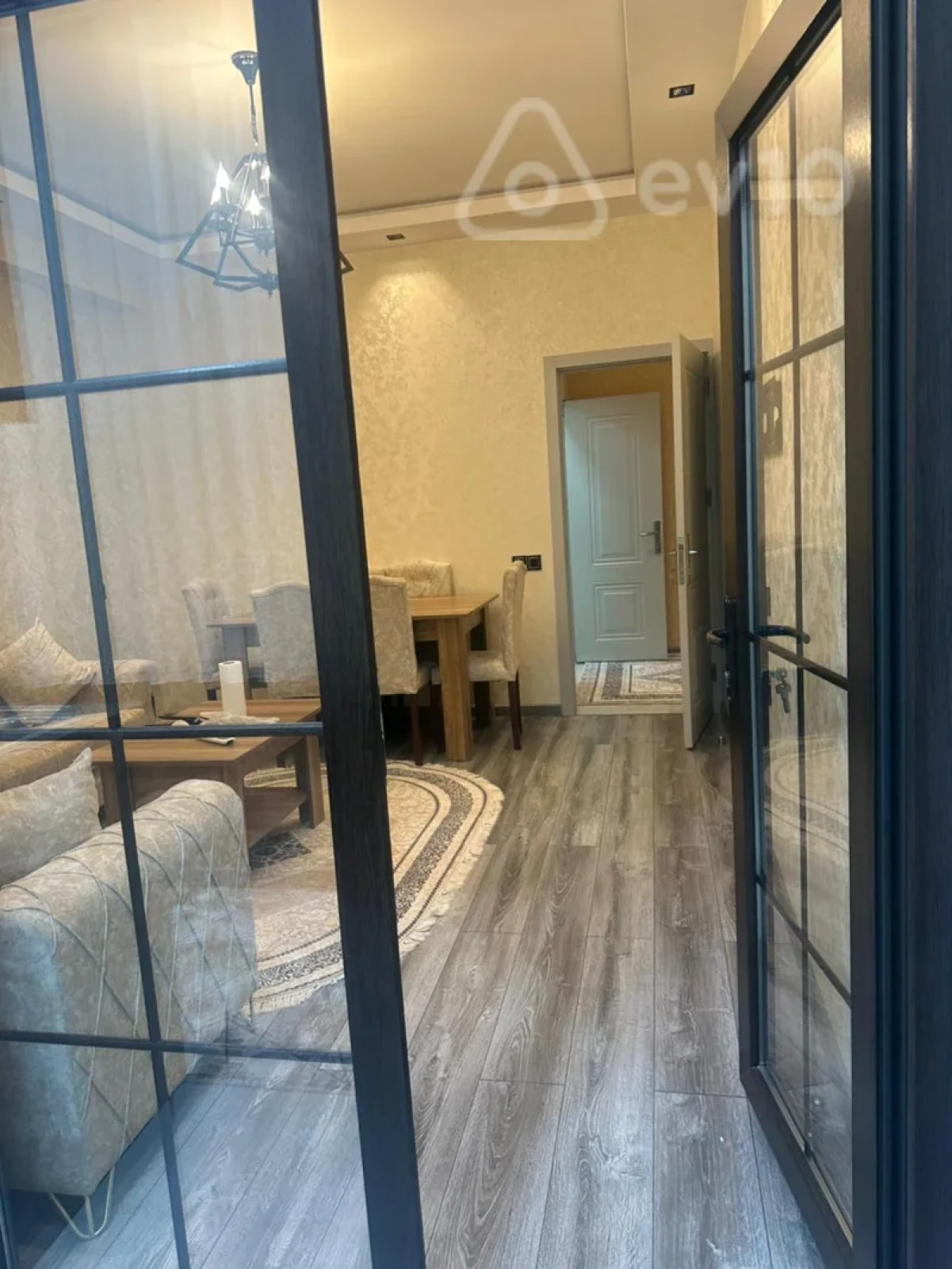 Kirayə verilir 2 otaqlı yeni tikili 65 m²