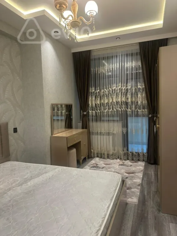 Kirayə verilir 2 otaqlı yeni tikili 65 m²