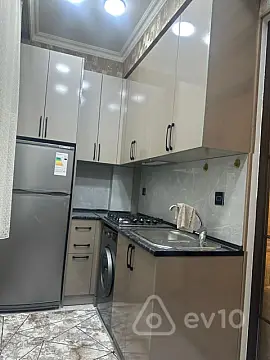 Kirayə verilir 2 otaqlı yeni tikili 65 m²