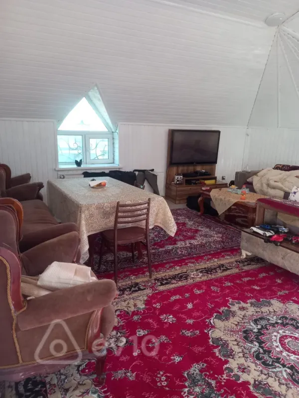 Kirayə verilir 10 otaqlı həyət evi 360 m²