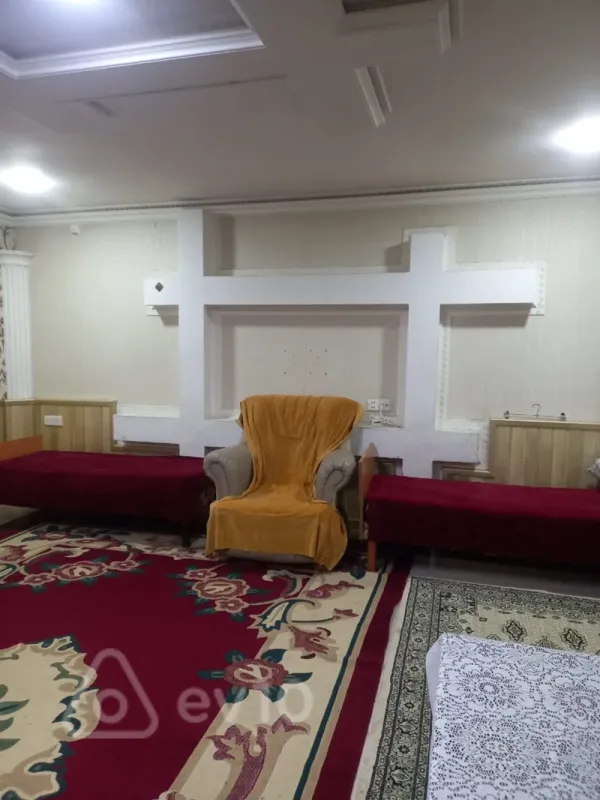 Kirayə verilir 10 otaqlı həyət evi 360 m²