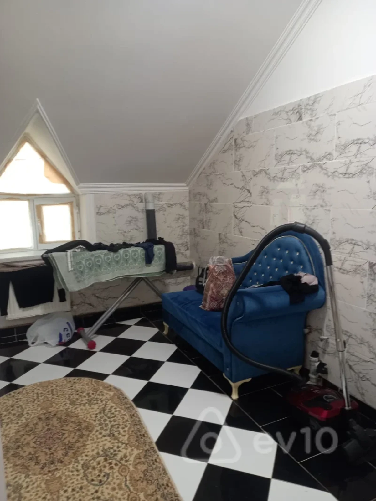 Kirayə verilir 10 otaqlı həyət evi 360 m²