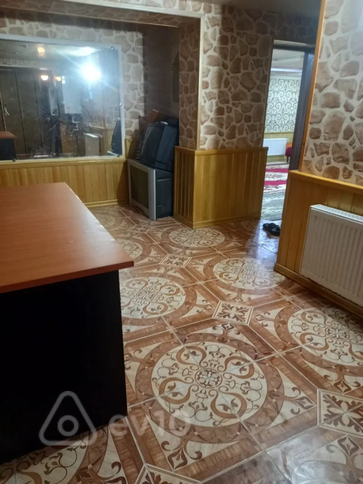 Kirayə verilir 10 otaqlı həyət evi 360 m²