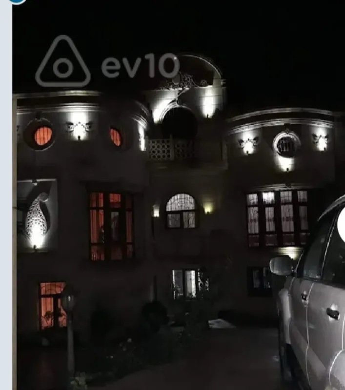 Kirayə verilir 10 otaqlı həyət evi 360 m²