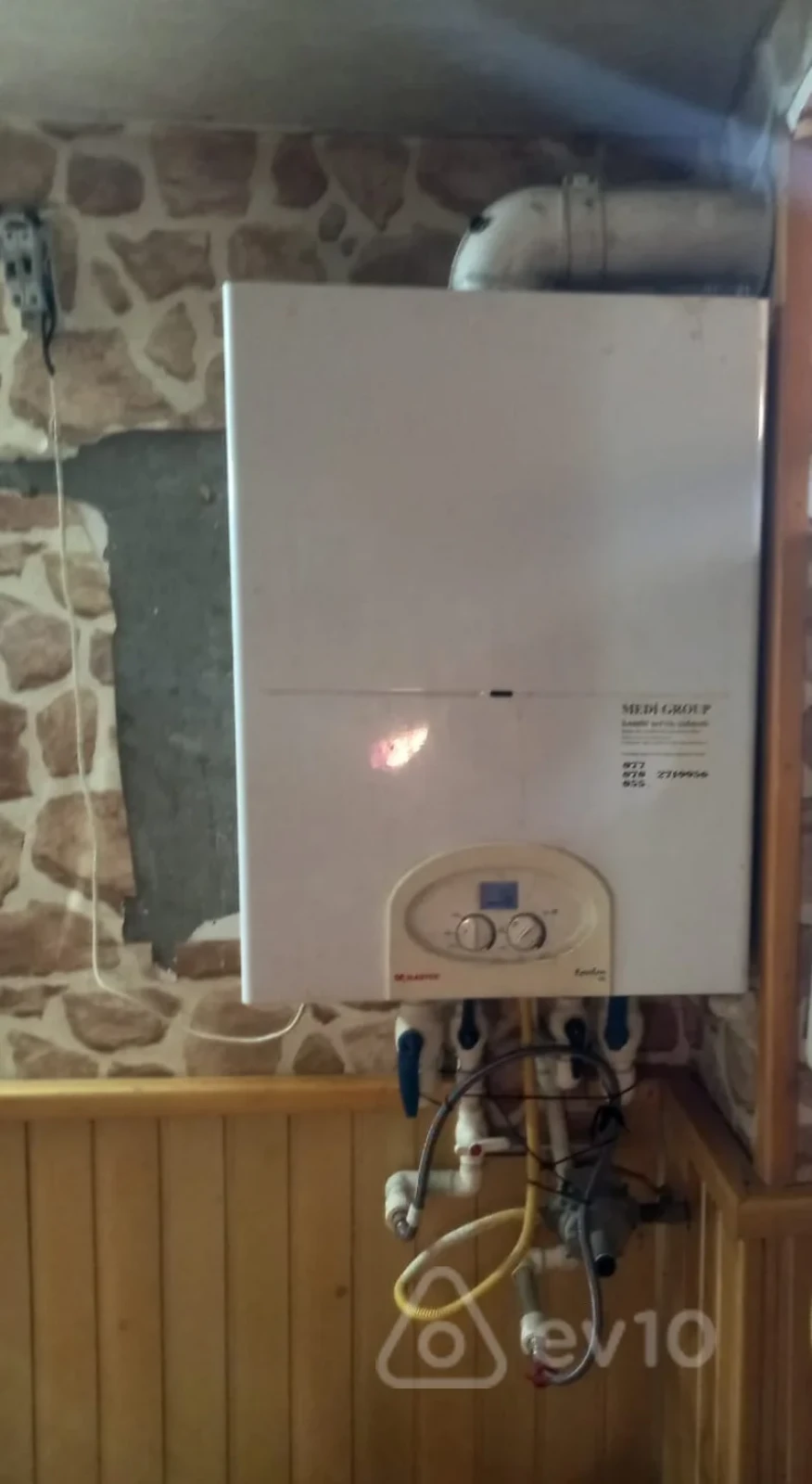 Kirayə verilir 10 otaqlı həyət evi 360 m²